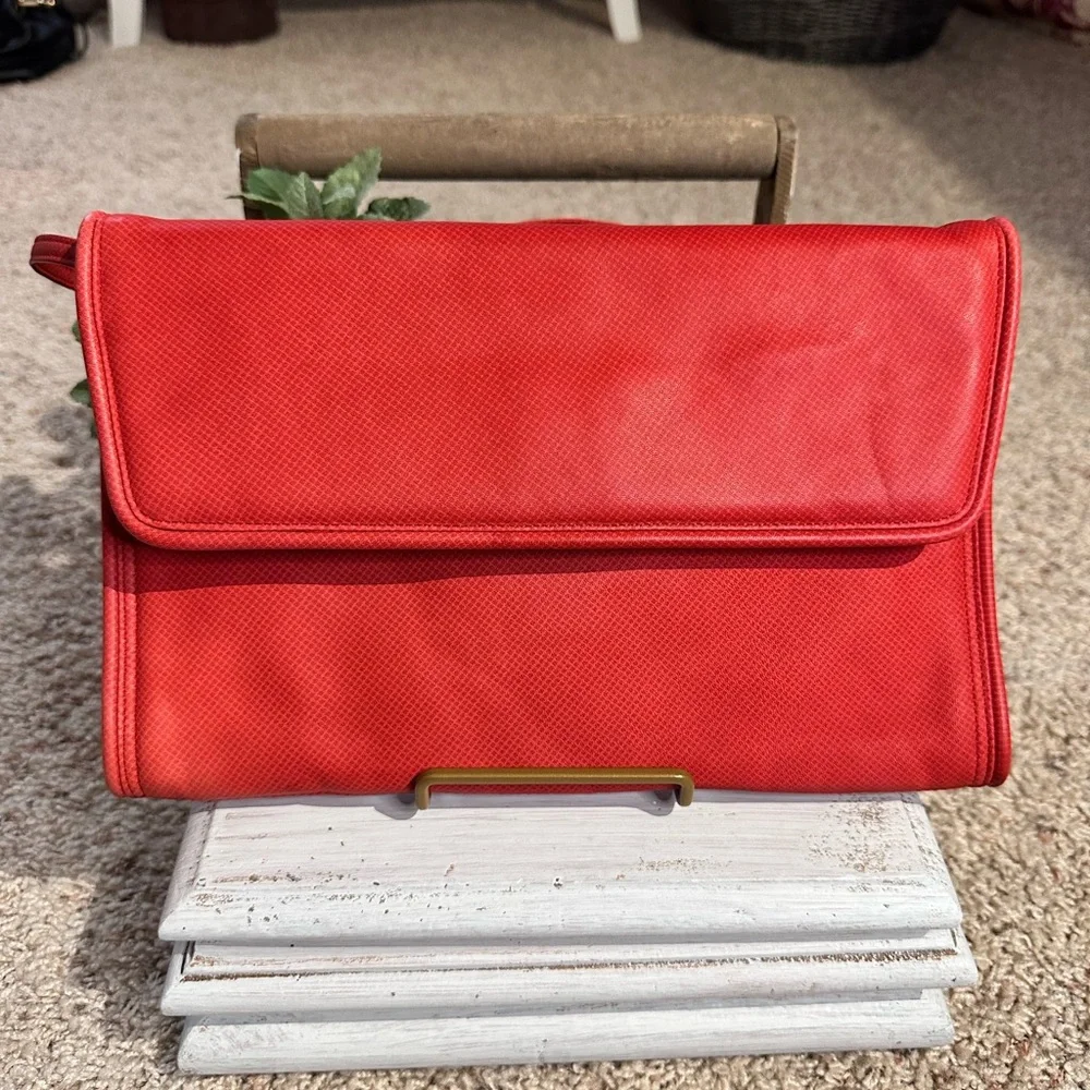 Bottega Veneta Red Crossbody orcClutch